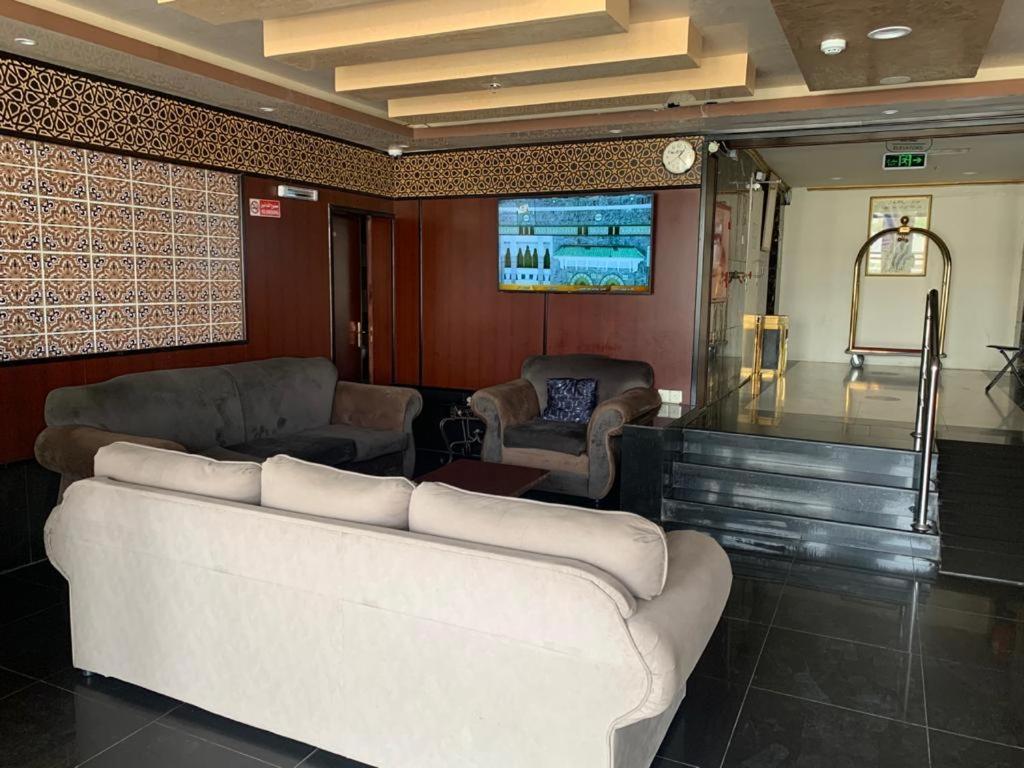 Hend Plaza Hotel Médine Extérieur photo