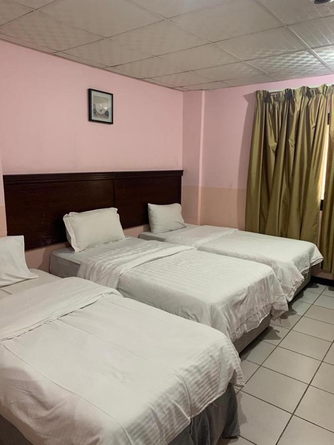 Hend Plaza Hotel Médine Extérieur photo