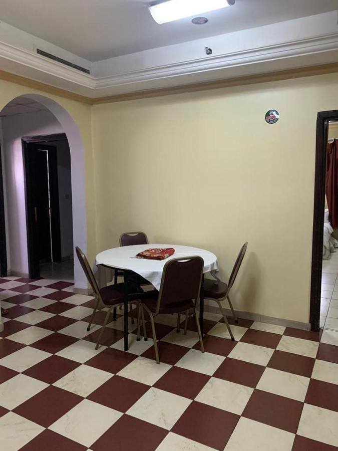 Hend Plaza Hotel Médine Extérieur photo